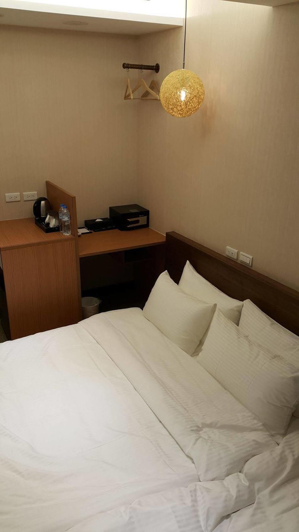 Bayman Hotel Тайбэй Экстерьер фото